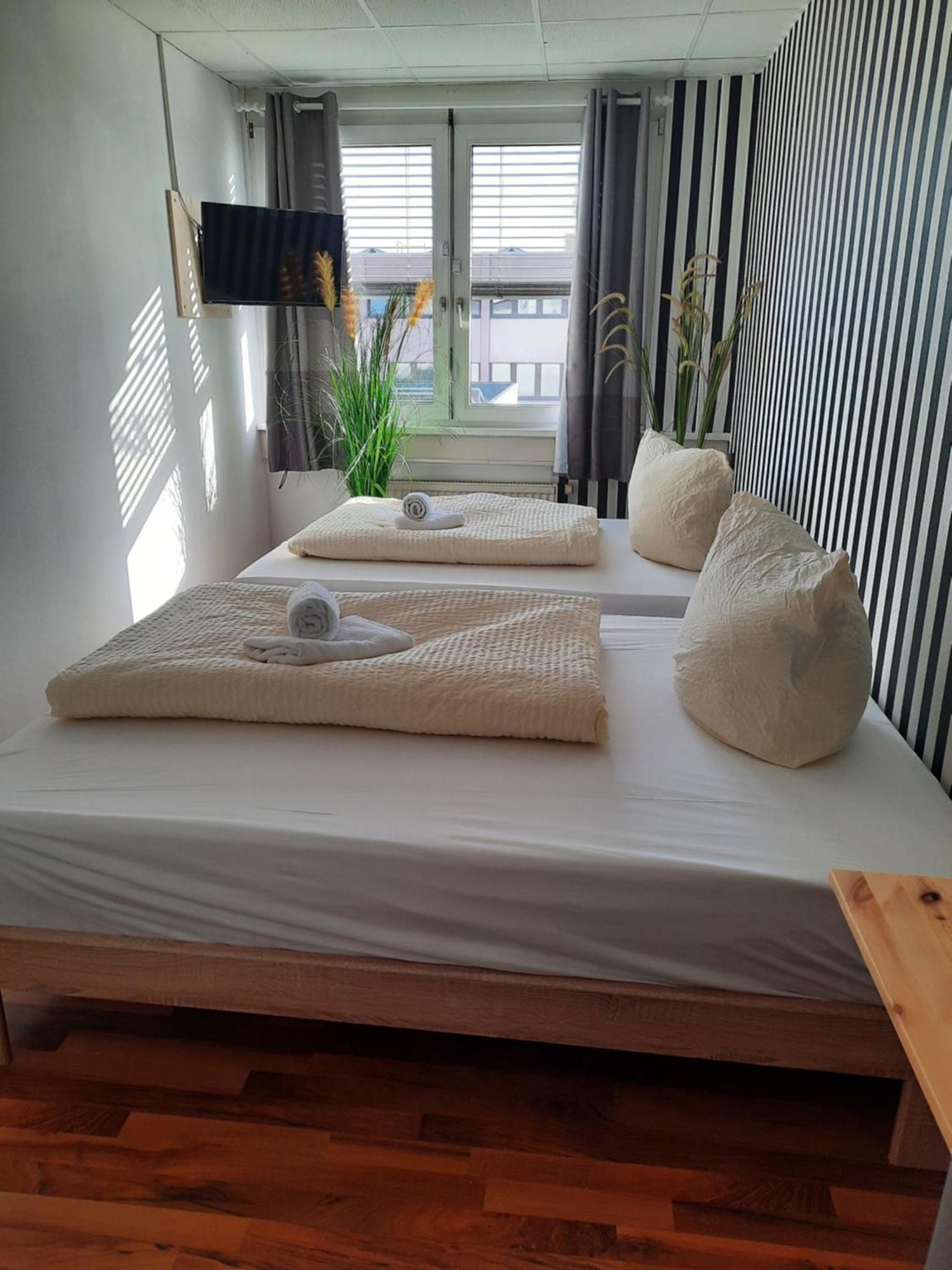 Sleep Well Rooms Stuttgart Exterior photo